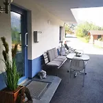 Haus Knoll *
