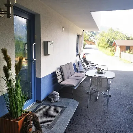 Haus Knoll *